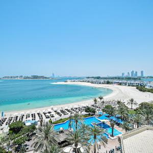 Luxury Escapes - Palm Jumeirah's Spectacular Ocean-View Apartment - NABAT