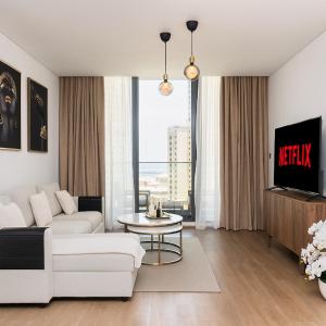 New apt in Dubai Marina with balcony and sea view