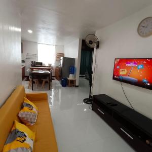 Three-Bedroom Holiday Home - 4th Floor Stairs Only
