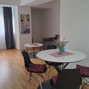 Skopje Centar Margarita Luxury Aprtment(Private Parking)