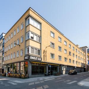 Modern 1BR Apartment with Sauna & Best Location