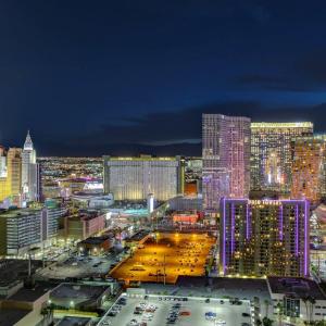 MGM Signature-32-621 1Br2Ba F1 Strip View Balcony