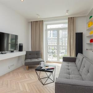 Trendy Apartment Marszałkowska with City View near Ogród Saski by Noclegi Renters