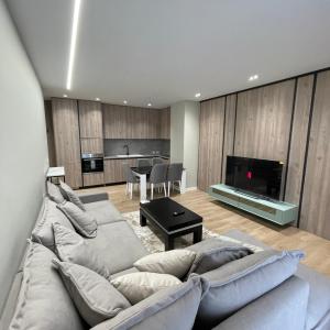 Elegant Urban Escape