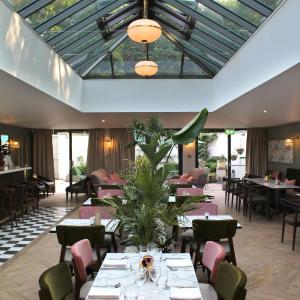 Lydiard Park Hotel