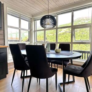 Lovise Mountain Apartment