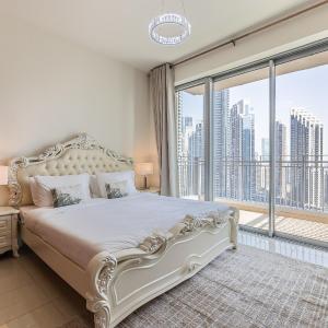 Cozy 3BDR Apartment in Downtown I Standpoint Tower