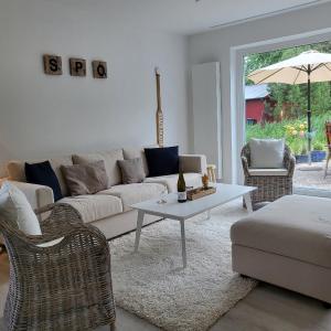 Ferienhaus DHH "Unsere Reetdachbude"