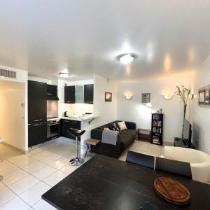 Sunlight Properties - Mirage - Central Nice with Parking and Terrace
