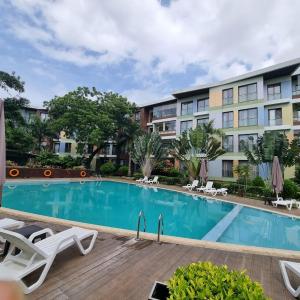 Accra Pearl in City