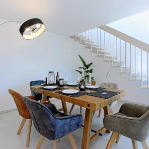 Luxus über 2 Etagen mit Balkon in Elberfeld