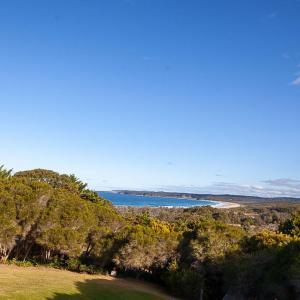 Adelong Secluded Beach house Linen provided Bermagui