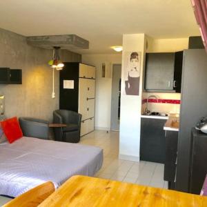 Studio 322, Port Vénus au village naturiste