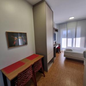 Studio Amplo, garagem, Piscina, Consolação - 1302