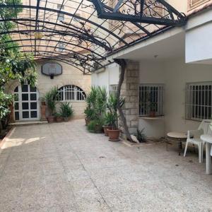 Charming Apartment in Shmeisani