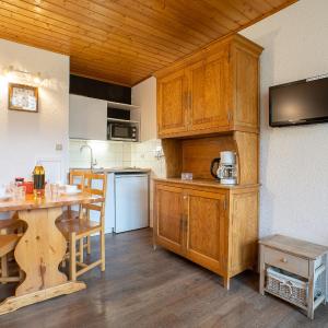 Apartment Asters 1215 Bâtiment B4 by Interhome