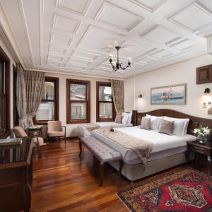 Bender Hotel - Old City
