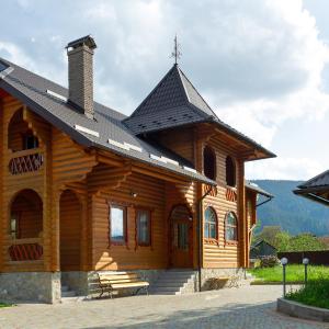 Гостинний двір КАРПАТІЯ, Верховина