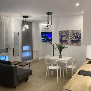 Bravo Murillo Apartments