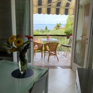 Elena Apartment - View Lake - Private Garage