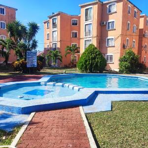 Cancun Property 6 personas