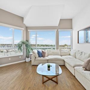Penthouse Waterfront In the Heart of MDR/Venice/SM