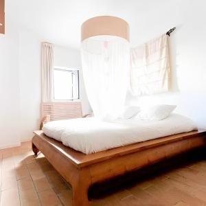 Exclusive apt with stunning patio in the center