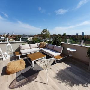 Penthouse F8 - Panoramic terrace, view Two Towers