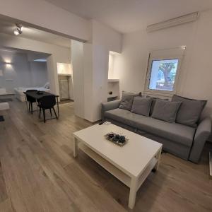 Apartment Near The Center Of Glyfada