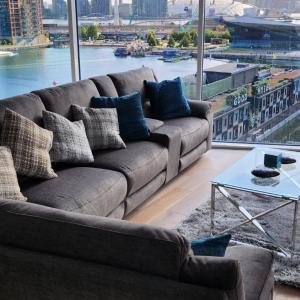 Luxury 2 Bed Apartment EXCEL London