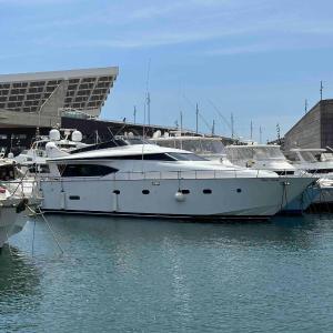 YACHT 20Metros