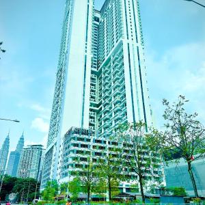 The Colony Stay Well studio with KL View