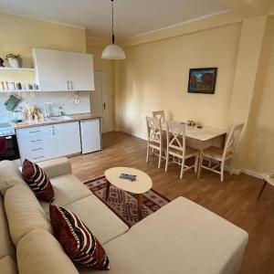 Irena and Papi's warm apartment