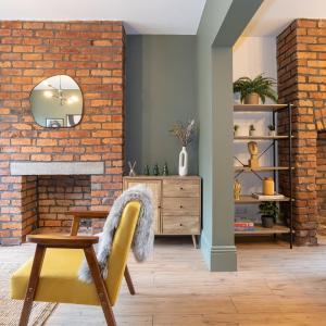 Stunning Scandi Abode in Manchester Parking