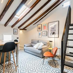 For You Rentals Ap TEMPORAL Rastro Madrid-Cascorro FCG9
