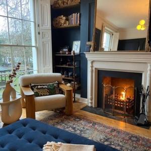 Gorgeous Grade II Listed Georgian House - Leafy Square Views - Central London
