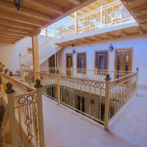Xadijam Hotel