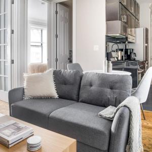 SoHo 2BR w balcony wd nr WF NYC-905