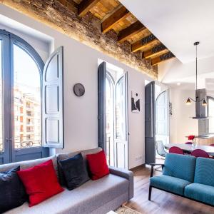 Spacious Penthouse with Massive Terrace