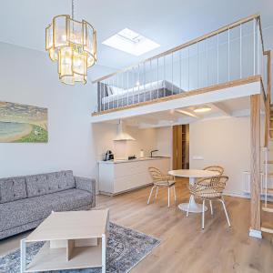 Modern Loft Apartment with free parking No 1