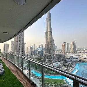 Durrani Homes - Alluring 5BR Penthouse with Burj Khalifa and Fountain View