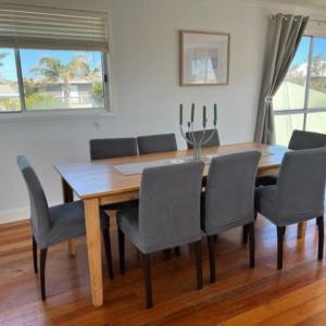 Sinclair Surfside Stay