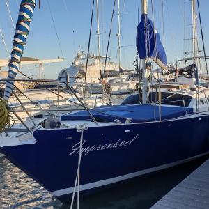 Vacations in a Sailboat