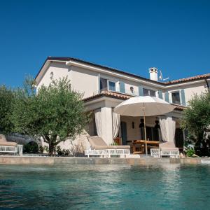 Casa Leccino