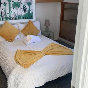 Wandsworth, South London Deluxe King Room 4