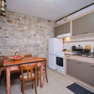 Apartment Galeriana Palace by Litto