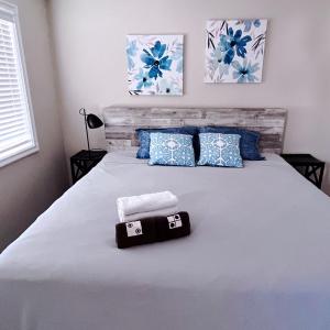 Banff -Calgary Garden &3 mins Bus station Close C-Train&Free Parking