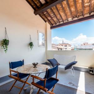 La Loggia Loves Apartment