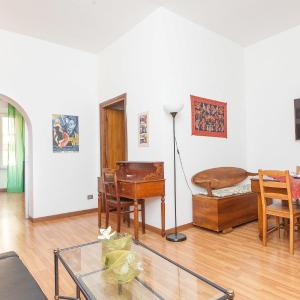 Rental in Rome Santini apartment