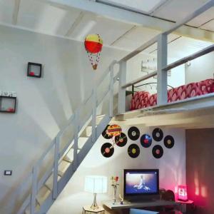Ally's house